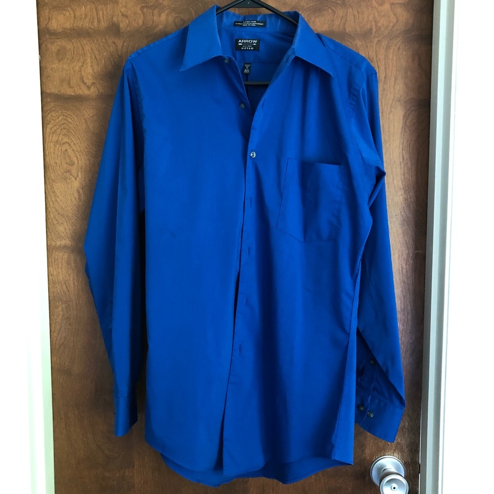 Blue dress shirt